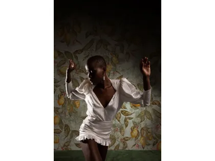 Carta da parati con immagini di agrumi Can you see me di London Art