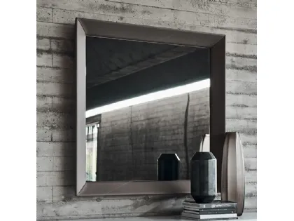 Specchio Taxedo con cornice rivestita in ecopelle di Cattelan Italia