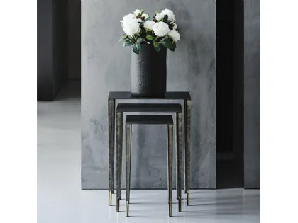 Tavolino Brushed Grey rettangolare con parti in ottone Spillo di Cattelan Italia