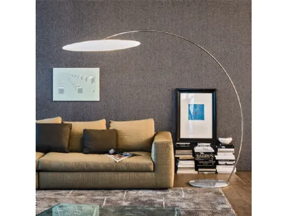 Lampada da terra in polietilene bianco Astra Arc di Cattelan Italia