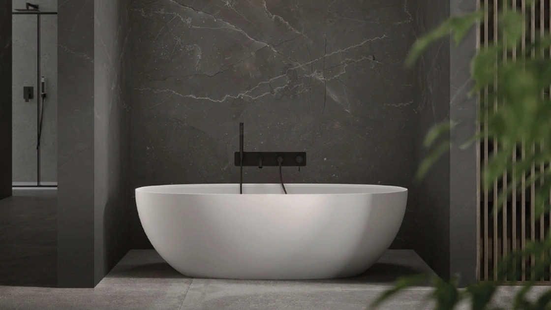 Vasca da Bagno freestanding Mar in resina e gelcoat bianco opaco di Vanita Docce