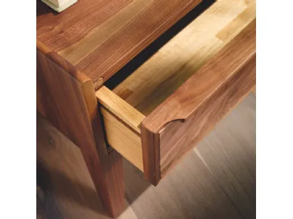 Comodino Leonardo L101 in legno massello con un cassetto di Arte Brotto