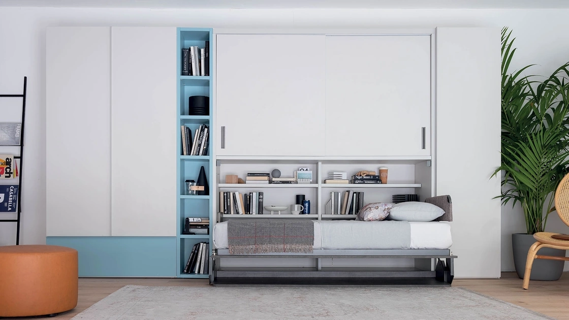 Letto singolo a scomparsa aperto con scrivania integrata in laccato opaco Hiro Armadio di Clever
