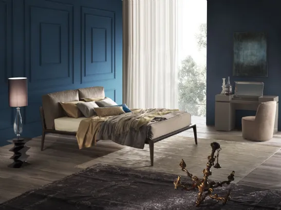 Letto Kale Rovere Carbon e cuscini imbottiti in Pelle Vintage di Olivieri