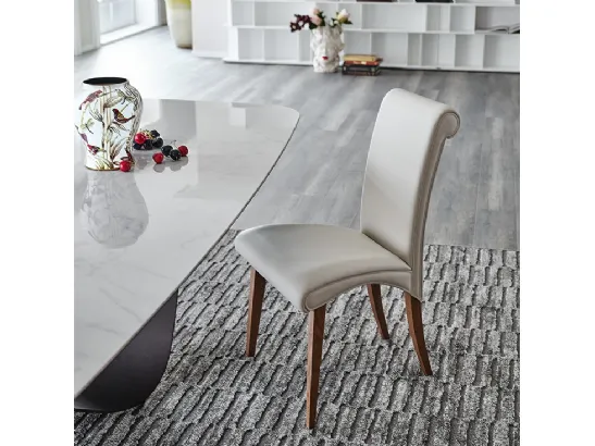 Sedia in legno rivestita in pelle Lulù di Cattelan Italia