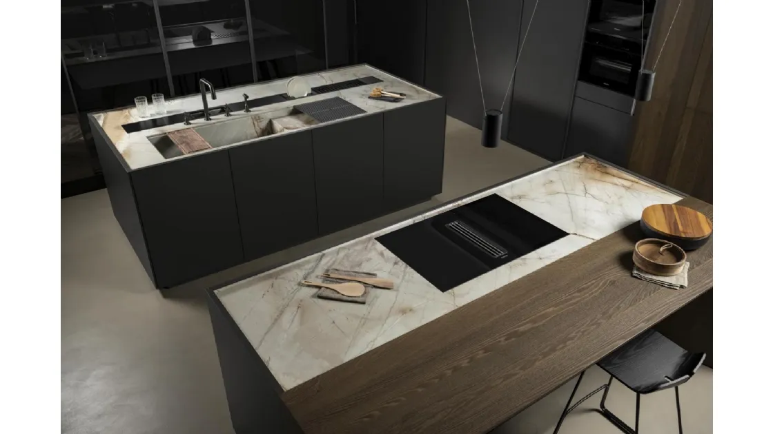 Cucina Design con doppia isola New Twins in laccato opaco e Rovere con top in Quarzite di Key Cucine