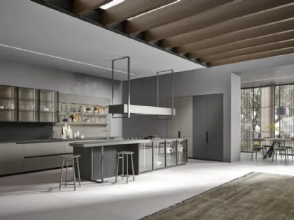 Cucina Moderna lineare in rovere, laccato, ferro e vetro Eclettica 03 di Scandola