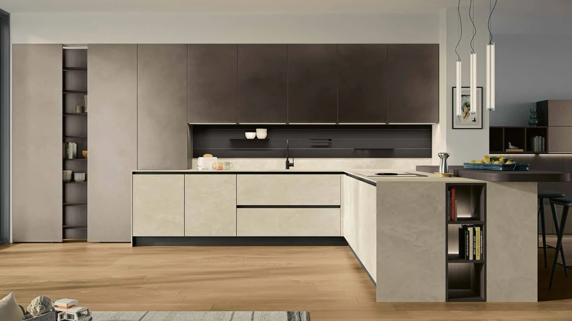 Cucina Moderna con penisola MK12 in laminam e laccato di Gentili Cucine