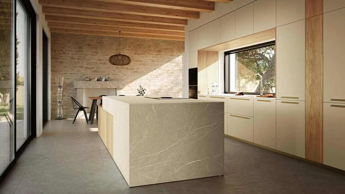 Cucina Moderna con isola MK04 in melaminico e laminato di Gentili Cucine